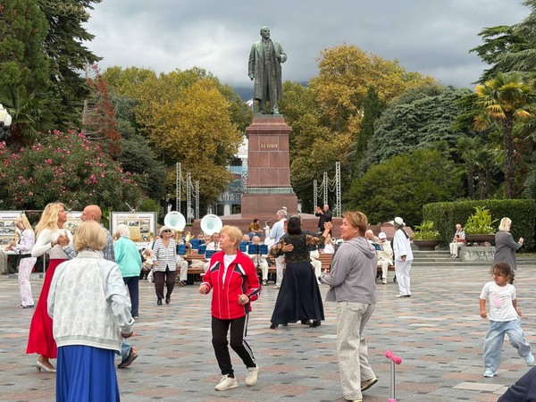 Концерт-бал на Набережной Ялты