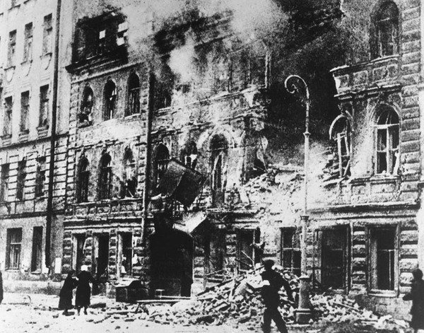 Тематическая встреча «Ленинград.Жизнь на военный лад.»