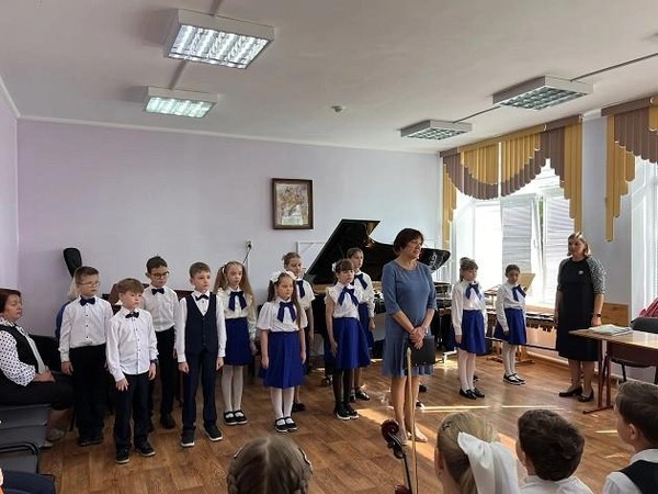Виртуальный концерт «С любовью к тем, кто дарит свет»
