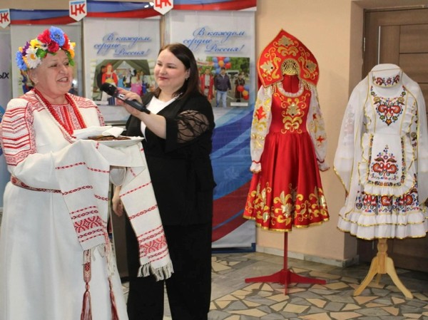Интеллектуальная игра «Живу в России»