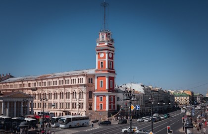 Знакомство со зданием Городской думы. Посещение выставки