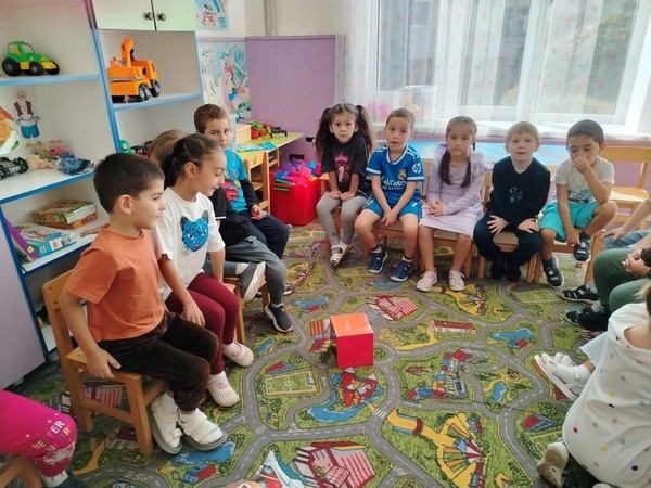 Всемирные дни наблюдения птиц: литературные зарисовки «У всякой пташки свои замашки»