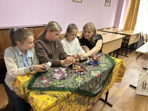 Мастер-класс по изготовлению традиционной русской народной тряпичной куклы Кувадки