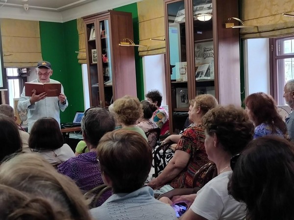 «Деревянная скульптура в Тюменских музеях»