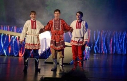Два клёна