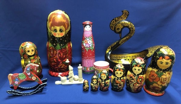 Выставка «Хранители традиций – народные промыслы России»
