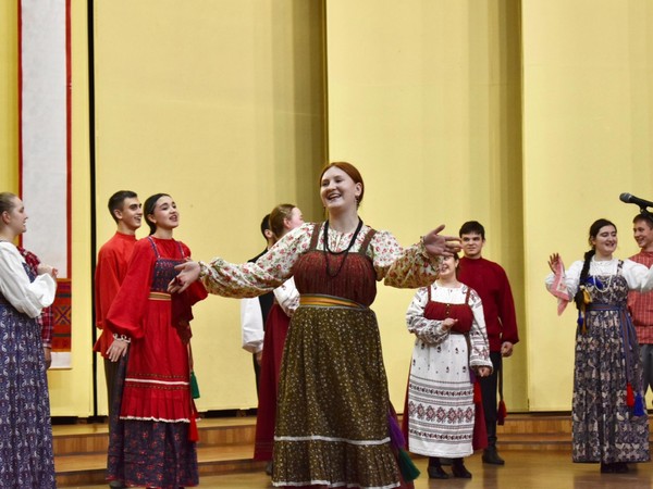 Отчетный концерт отделения сольного и хорового народного пения