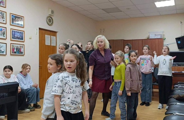 «Вместе весело поём»