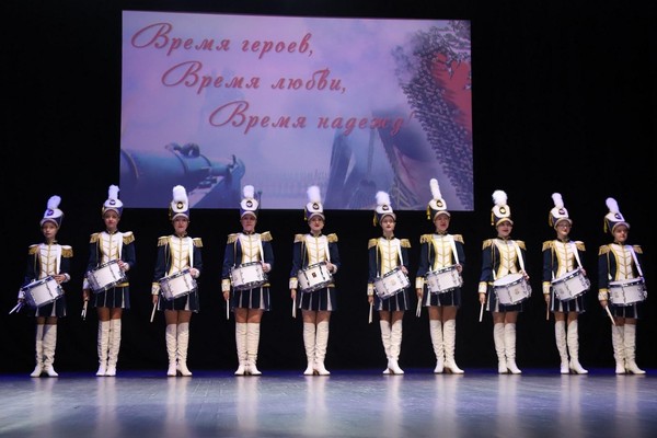 Синтезированный литературный вечер «Время героев. Время любви. Время надежд.»