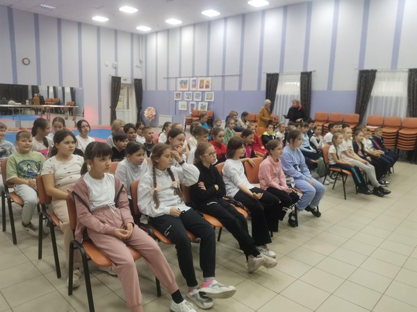 Игровая, развлекательная программа«Хоровод дружбы» ко Дню народного единства