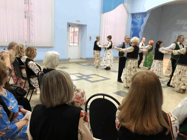 «В хороводе народных мелодий»