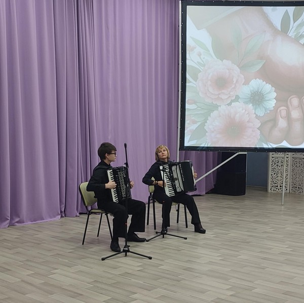 Концерт, посвященный Дню народного единства совместно с Администрацией Центрального района