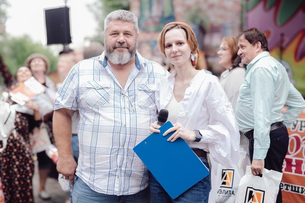 Музыкально-поэтический моноспектакль «Разговор с другом»