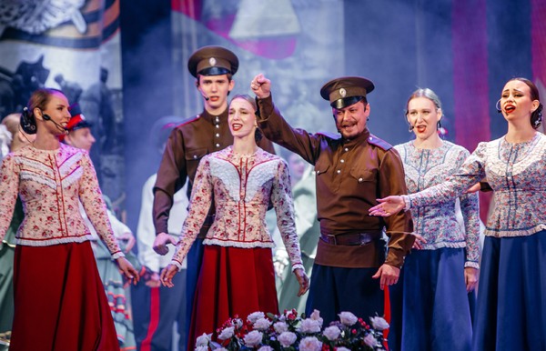 Ансамбль песни и танца «Атаман». Глава XV