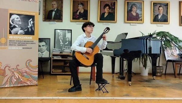 Сольный концерт Вячеслава Чуевского (гитара)