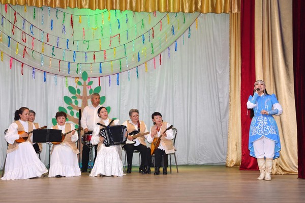 Концерт «Мелодия материнского сердца»