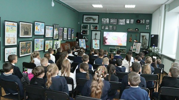 Арт– портрет «Секрет обаяния Рины Зеленой»