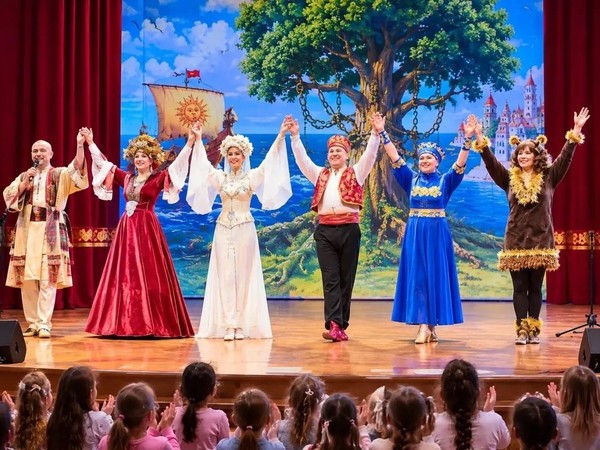 Интерактивное театрально-цирковое шоу «У Лукоморья»