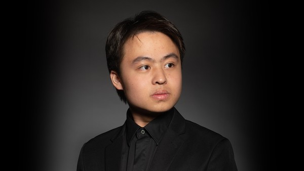 Жуй Мин