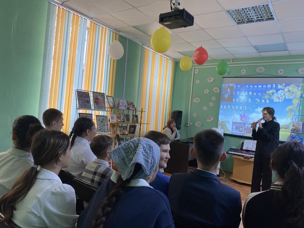Программа «Вспомни все, или Май будет ласковым!»