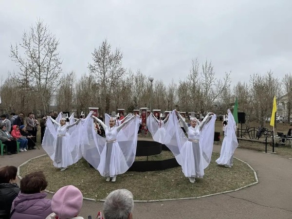 Концертная программа «Сердцем к сердцу»
