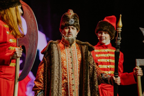 Спектакль «Иван Васильевич меняет профессию»