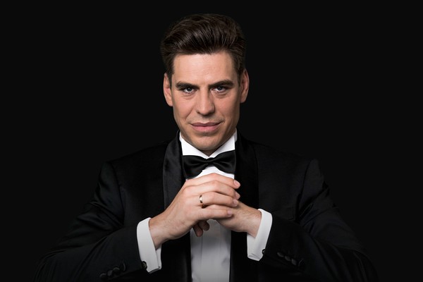 Дмитрий Дюжев