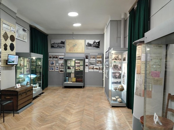 Выставка «История Пантелеимоновского храма в Ессентуках»