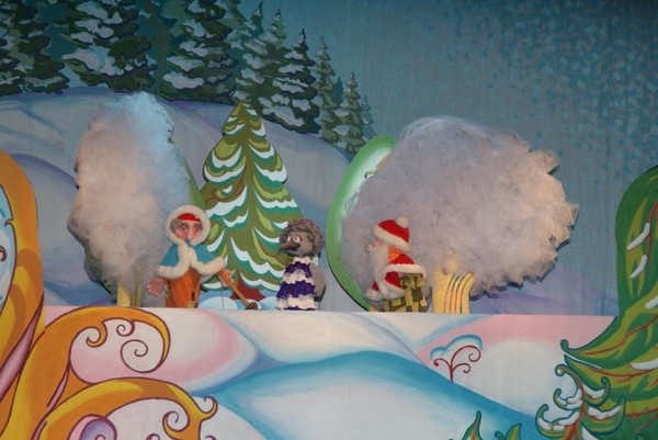 Спектакль «Новогодние подарки»