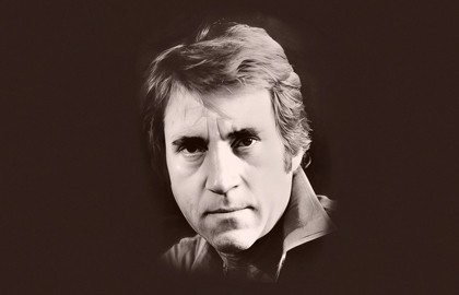 По канату, натянутому, как нерв