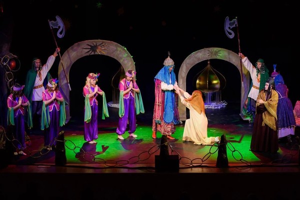 Спектакль «Сказка о царе Салтане»