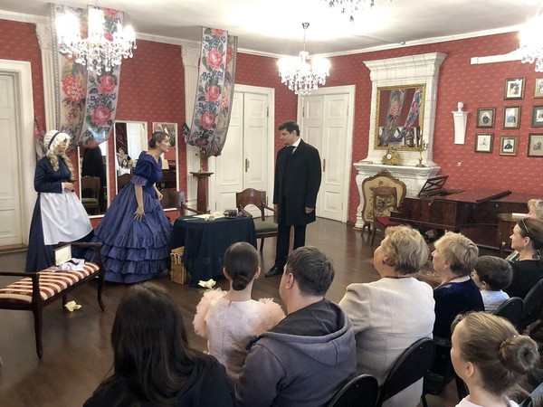 Спектакль «Женская чепуха»