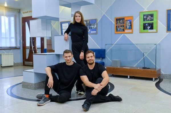 Творческая встреча с артистами театра «Переходный возраст»