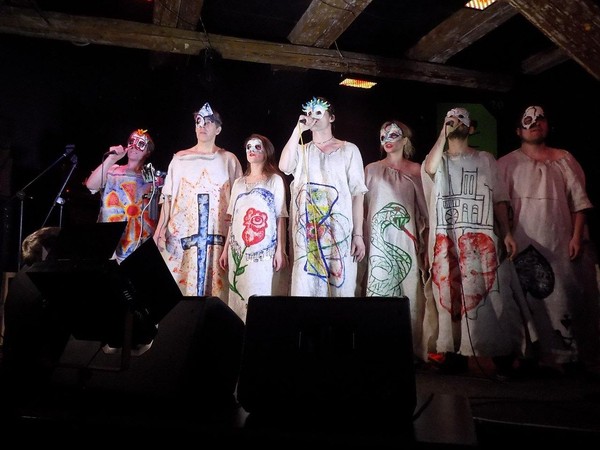 Музыкальный спектакль «Тени Нотр-Дама»