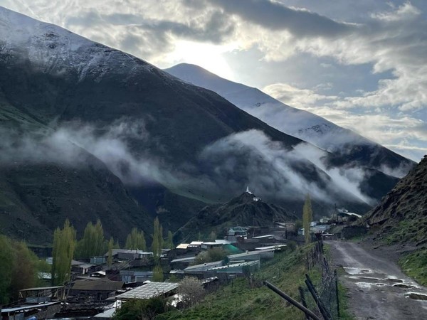 «Фестиваль юных знатоков хновского диалекта»