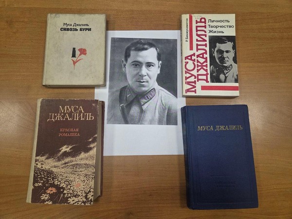 Час поэзии «Стихи мои – свидетели живые...»