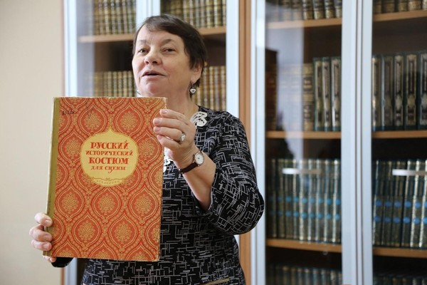 Выставка «Вечные истории о любви»