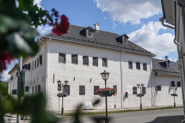 Сборная экскурсия по выставкам Поганкиных палат