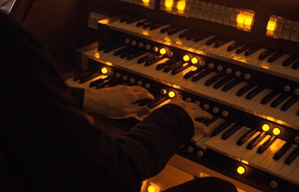 Органные вечера в St. Andrew’s при свечах: Ave Maria. Орган. Голос. Скрипка