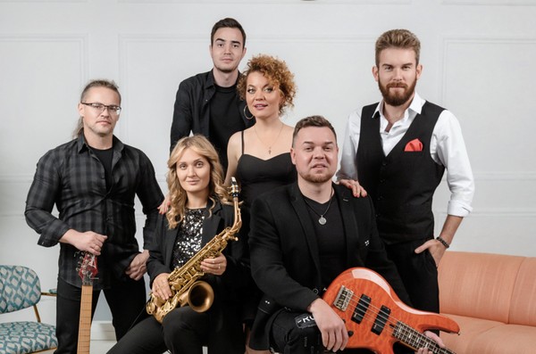 Dream а Little Dream