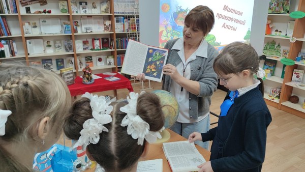 Час фантазии «Космическое путешествие с Алисой, или путешествие в будущее»