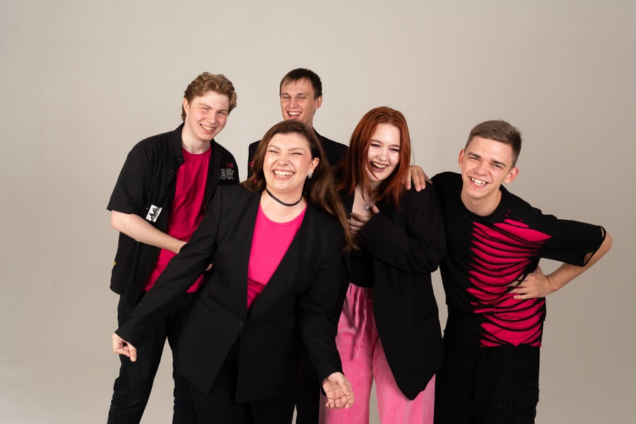 Сцена! Импровизационный спектакль