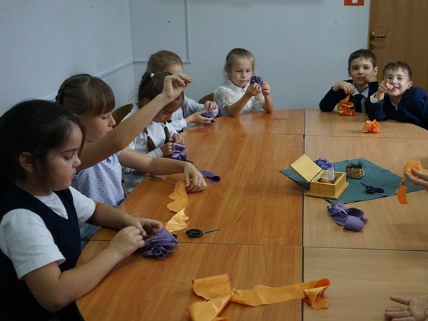 Мастер-класс «Валяние цветов»