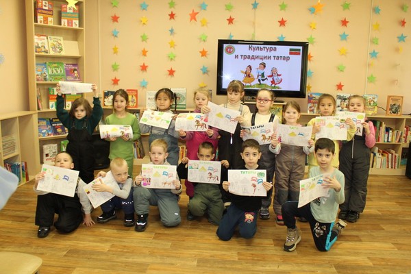 Познавательно-игровая программа «Многоцветие татарской культуры»
