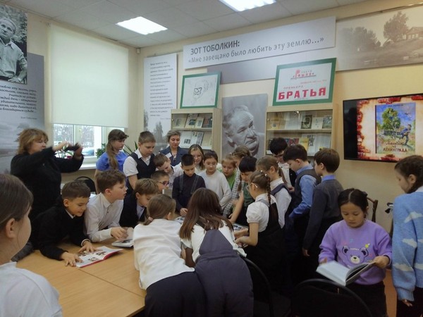 Литературное путешествие «Ларец сказок»