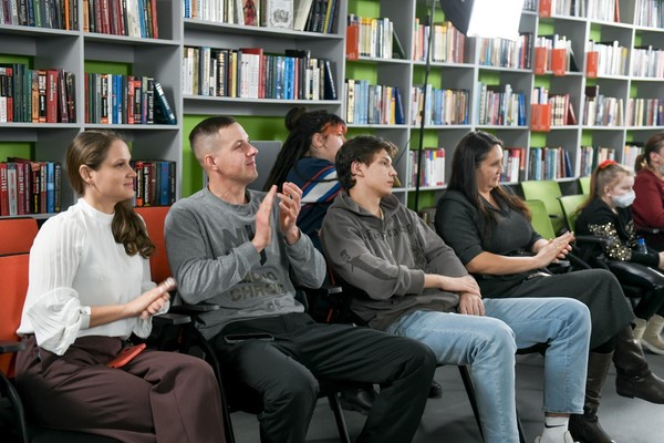 Информационная акция «Опасный подарок»