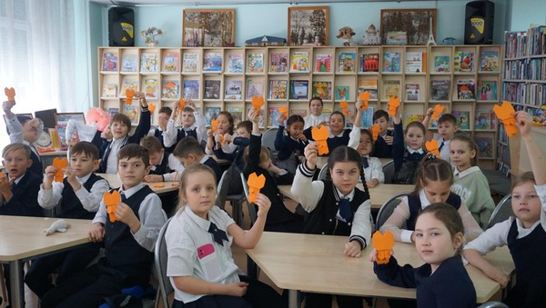 Познавательно-развлекательная программа «Без кота и жизнь не та» ко Дню кошек в России