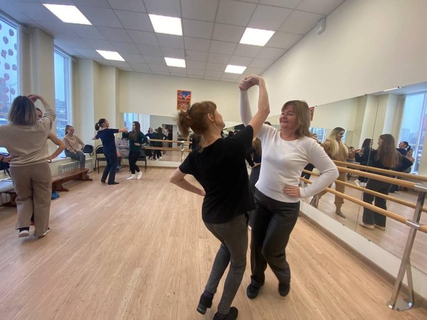 Мастер – класс «Танцуют все!»