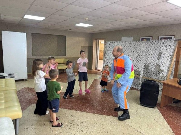 Развлекательная программа «День оптимиста»