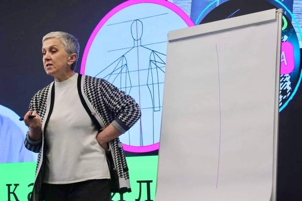 Встреча клуба «Стань дизайнером своего гардероба»